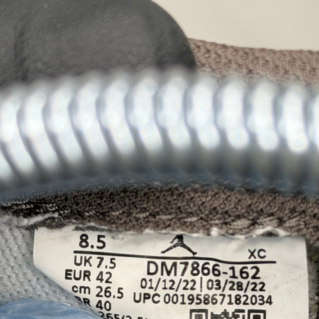 Jordan 1 Low Travis Scott Reverse Mocha 7.5UK