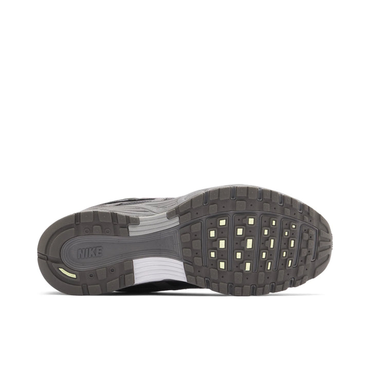 Nike P-6000 Cave Stone Metallic Silver