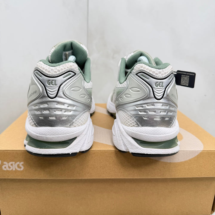 ASICS Gel-Kayano 14 9.5UK
