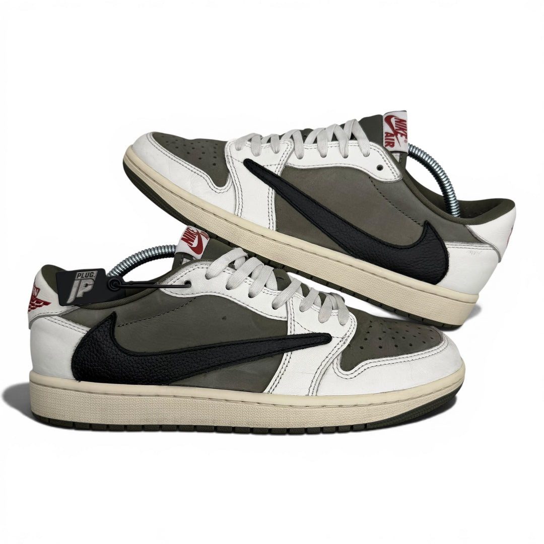Jordan 1 Low Travis Scott Medium Olive 8.5UK (2483)