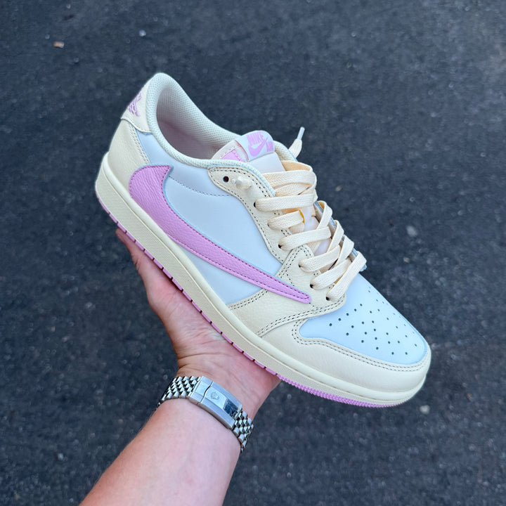 Jordan 1 Low Travis Scott Shy Pink