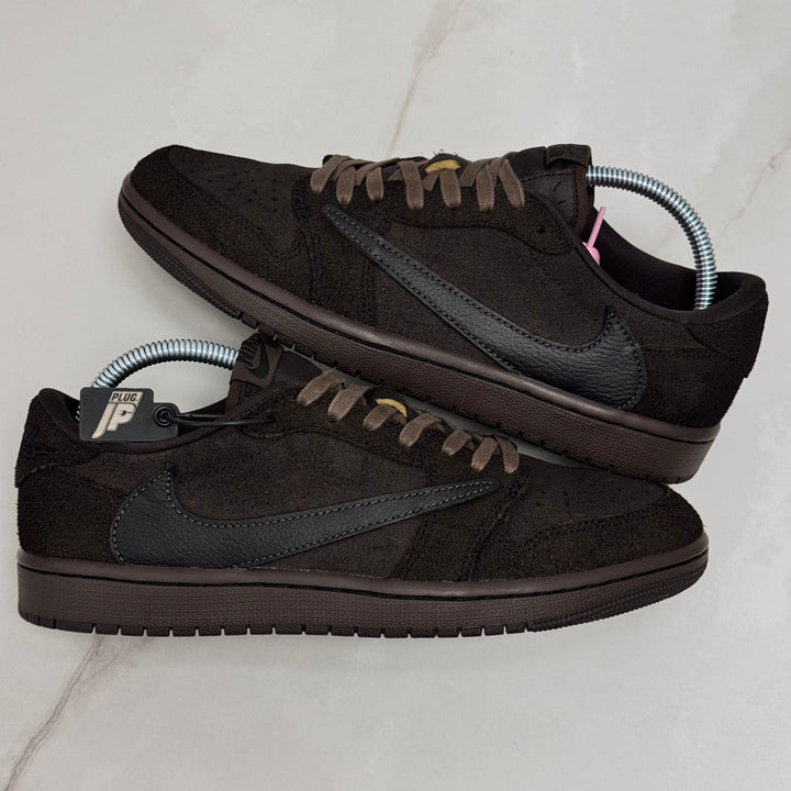 Jordan 1 Low Travis Scott Velvet 7UK