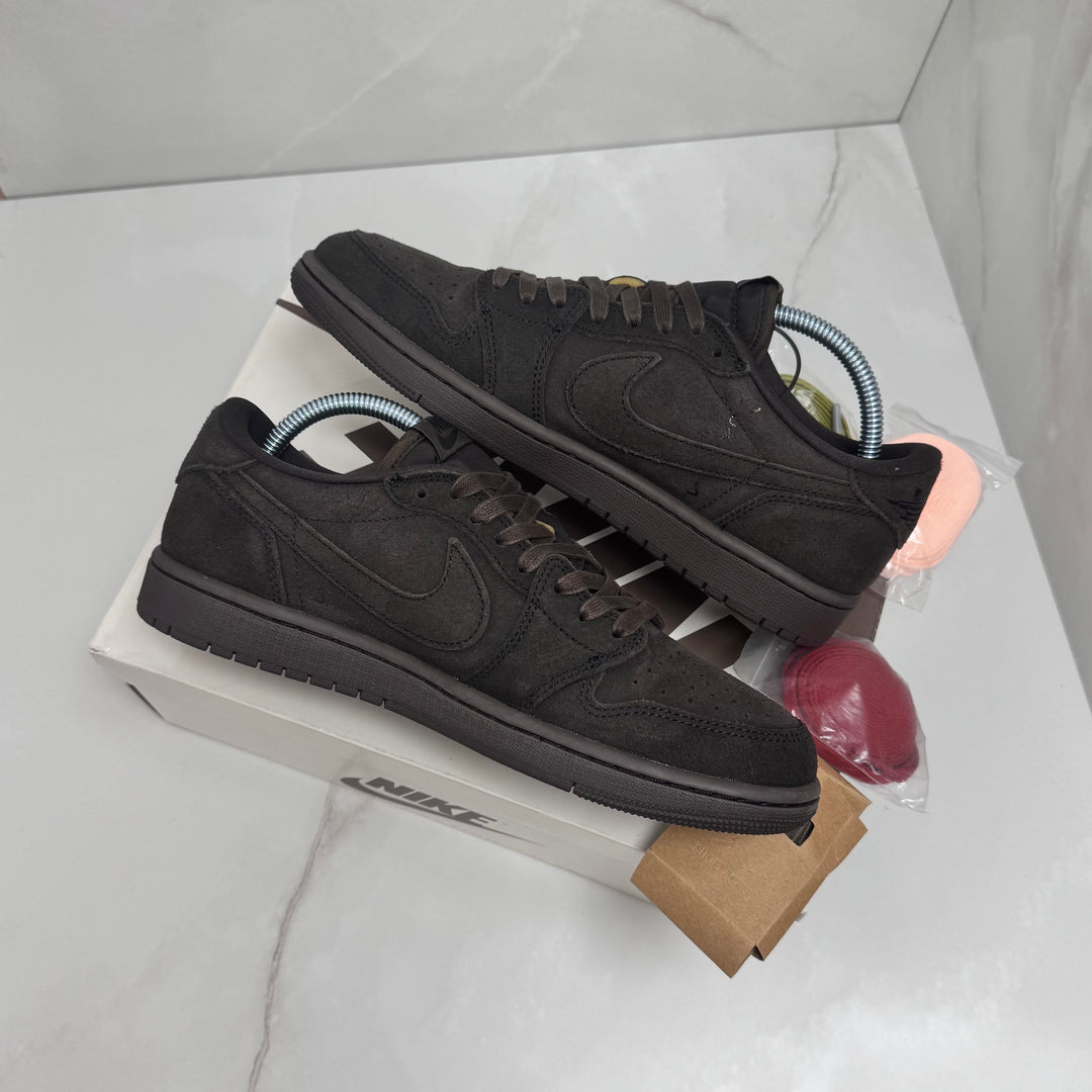 Jordan 1 Low Travis Scott Velvet 7UK