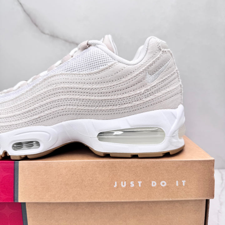 Nike Air Max 95 Levi White (Brand New)