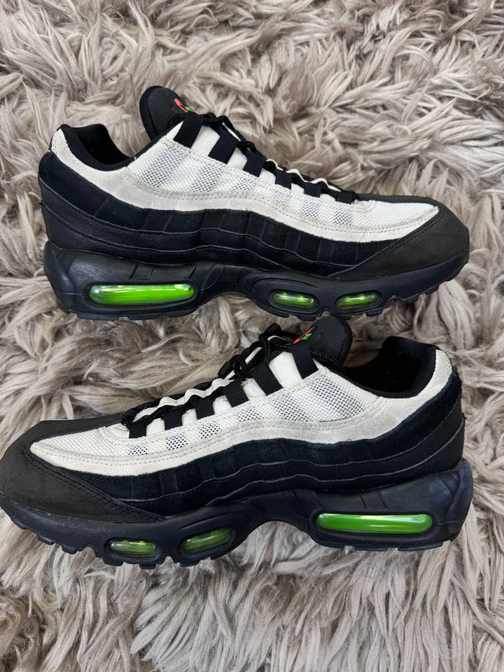 Nike AM95 Antifreeze 8.5UK