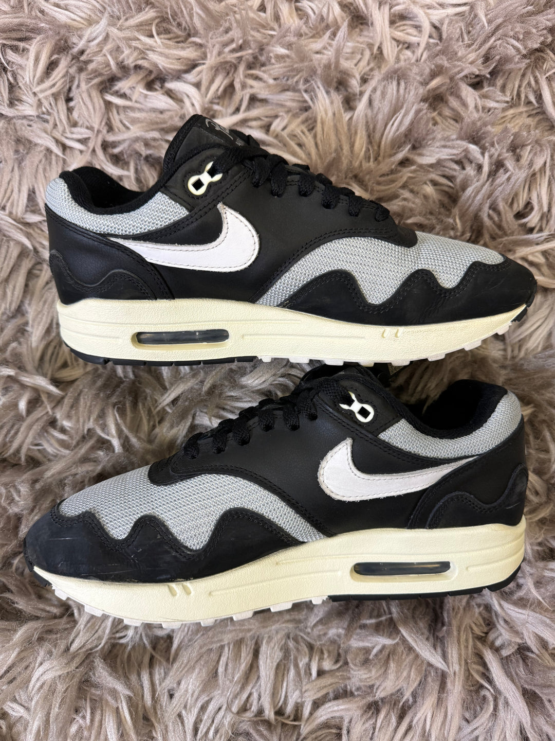 Nike AM1 Patta waves Black 7.5UK