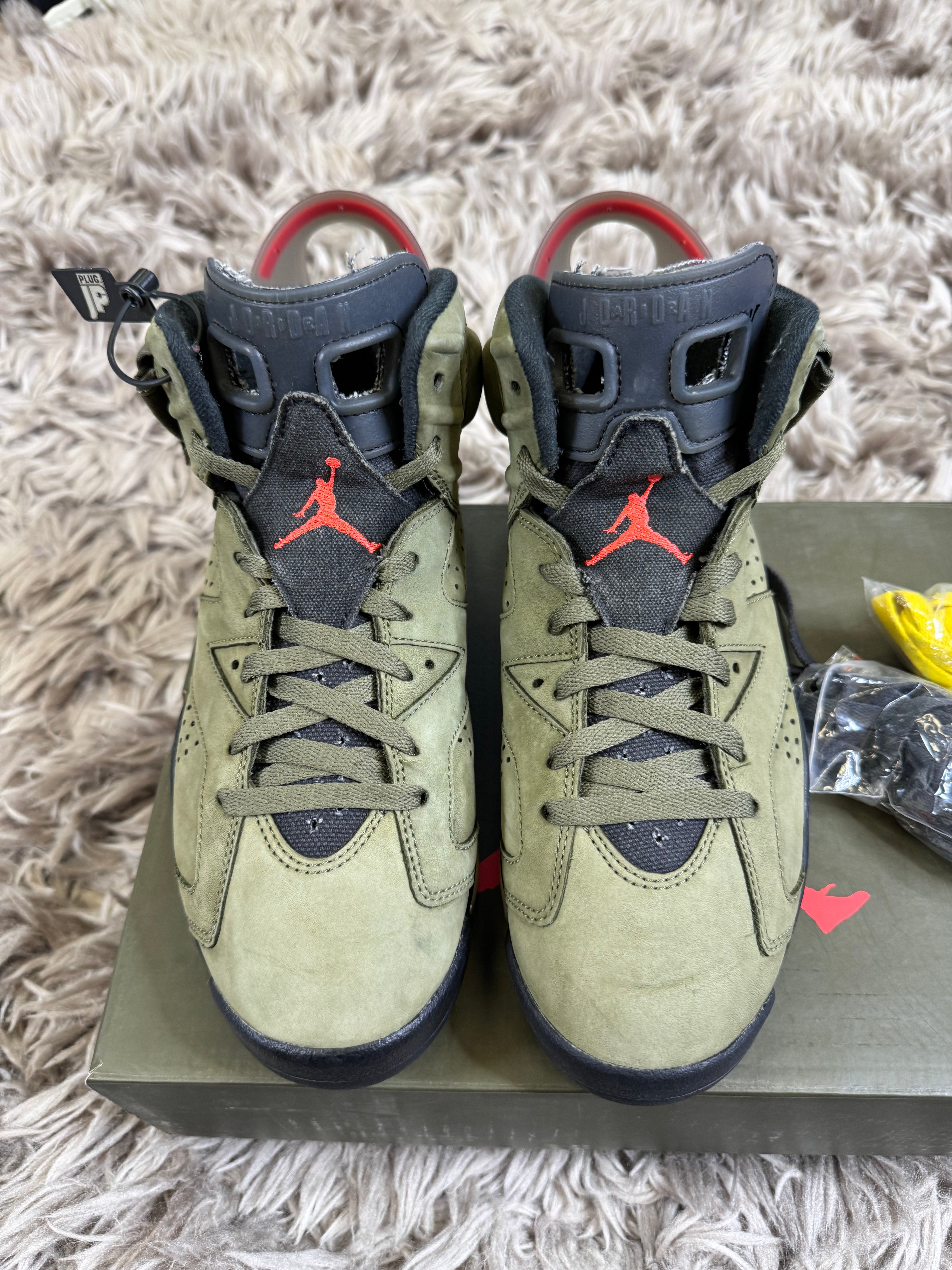 Jordan 6 travis scott uk on sale